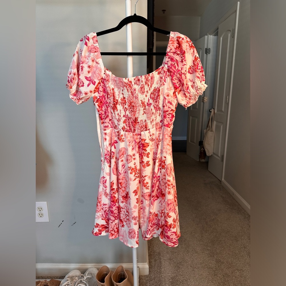 That’s so fetch pink floral dress - Picture 2 of 3